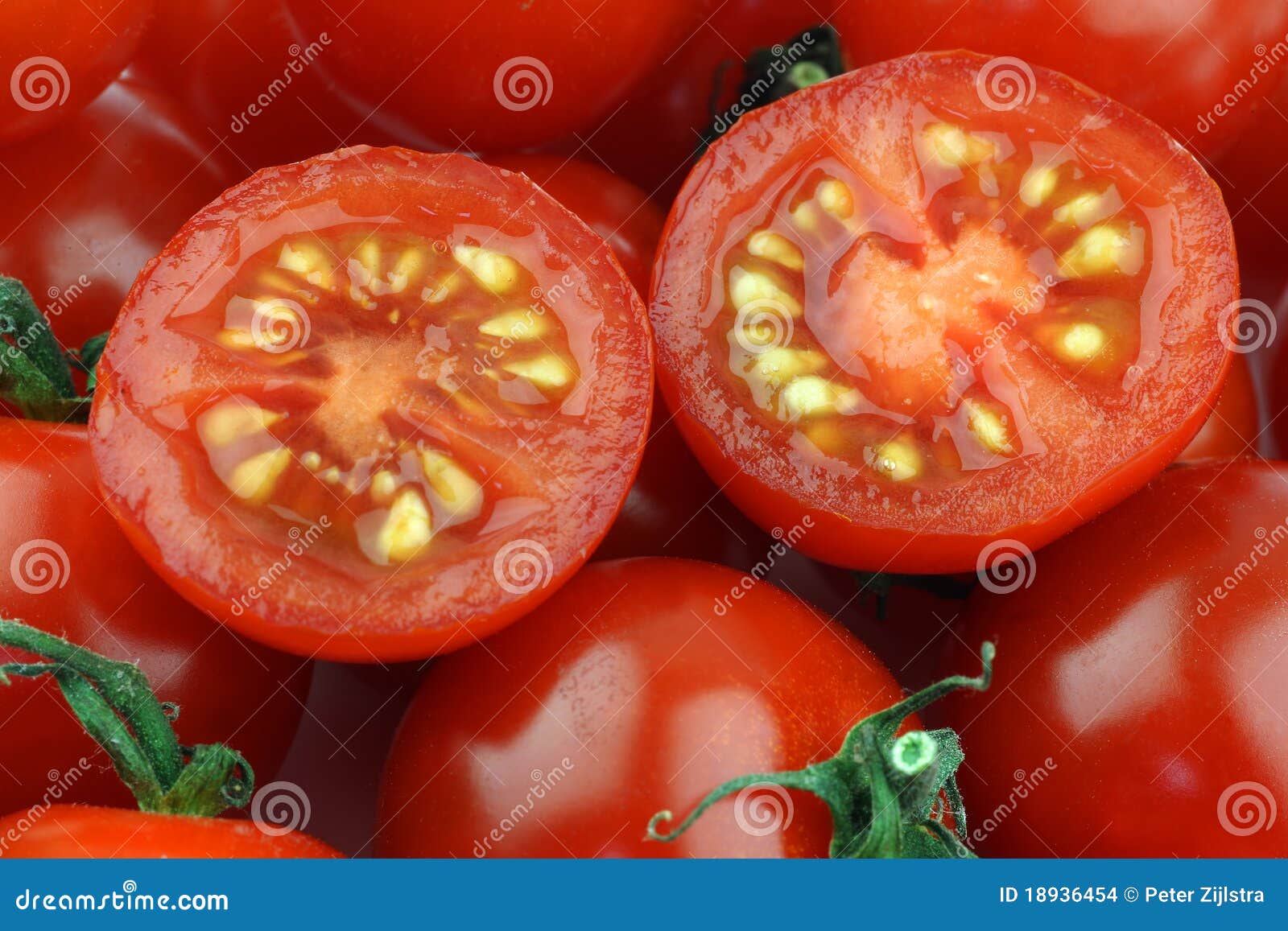 background cherry tomatoes 18936454